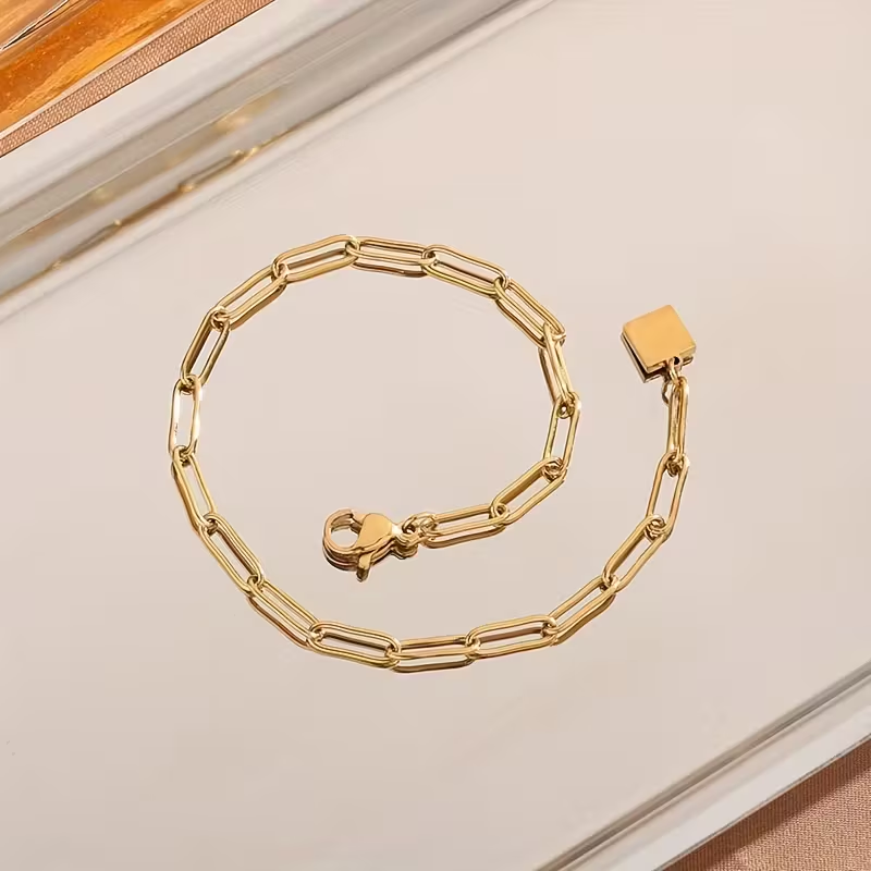 Pulseira Paperclip Dourada Ajustável