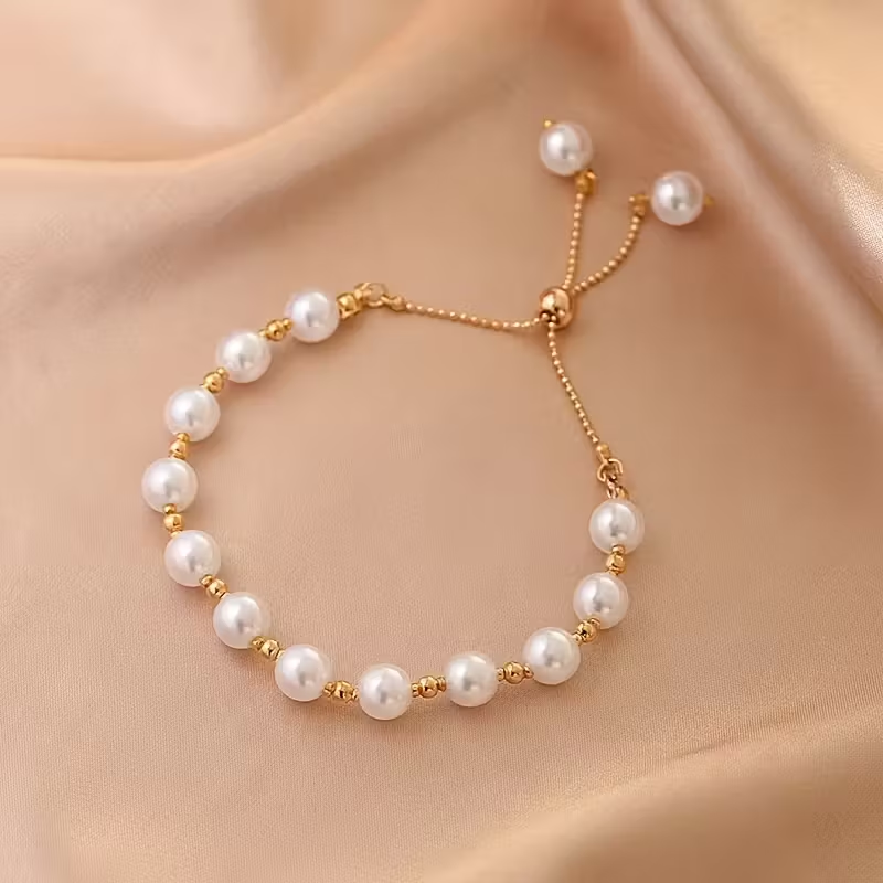 Pulseira Dourada Ajustável com Pérola Branca