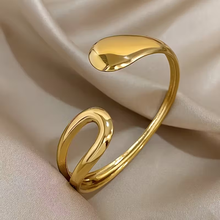 Pulseira Ajustável com Gota Oca