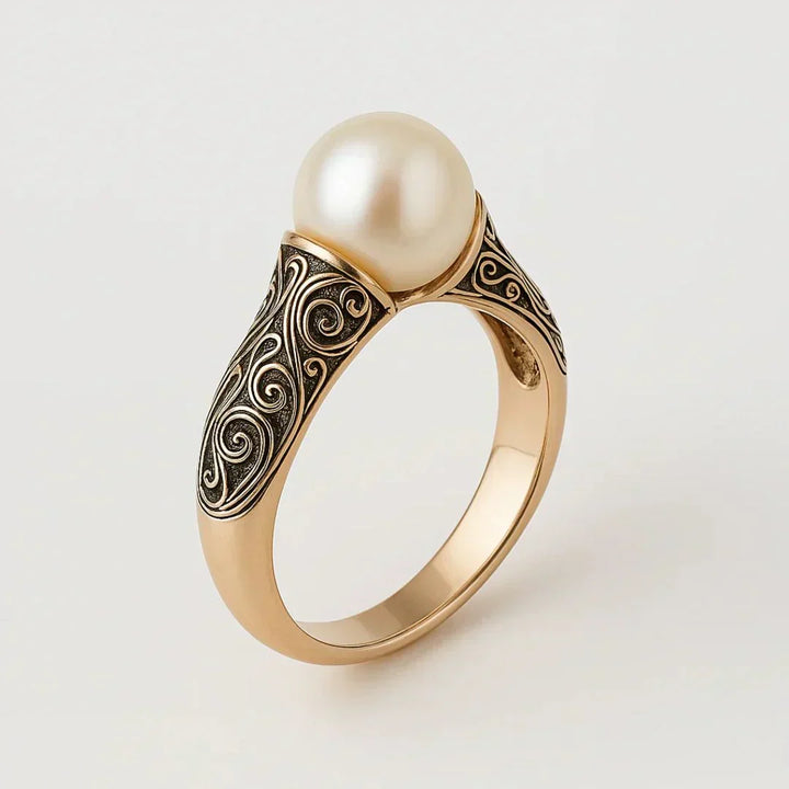 Anel Vintage Dourado com Pérola