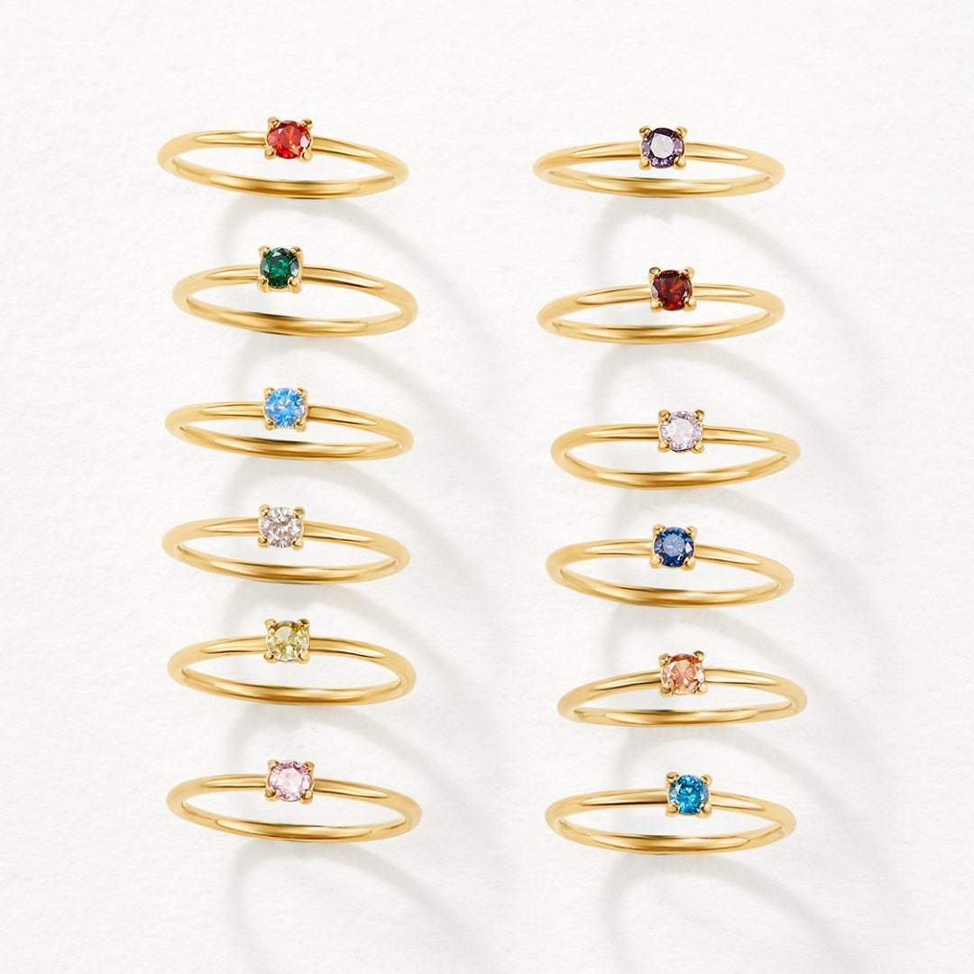 Anel Dourado 18K com Pedra do Mês de Janeiro