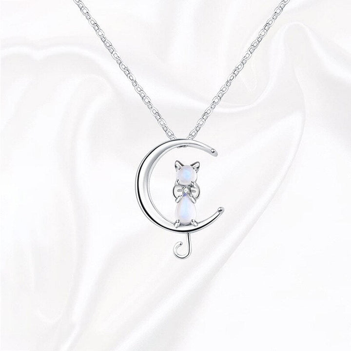 Colar com Meia-Lua de Pedra da Lua e Gato