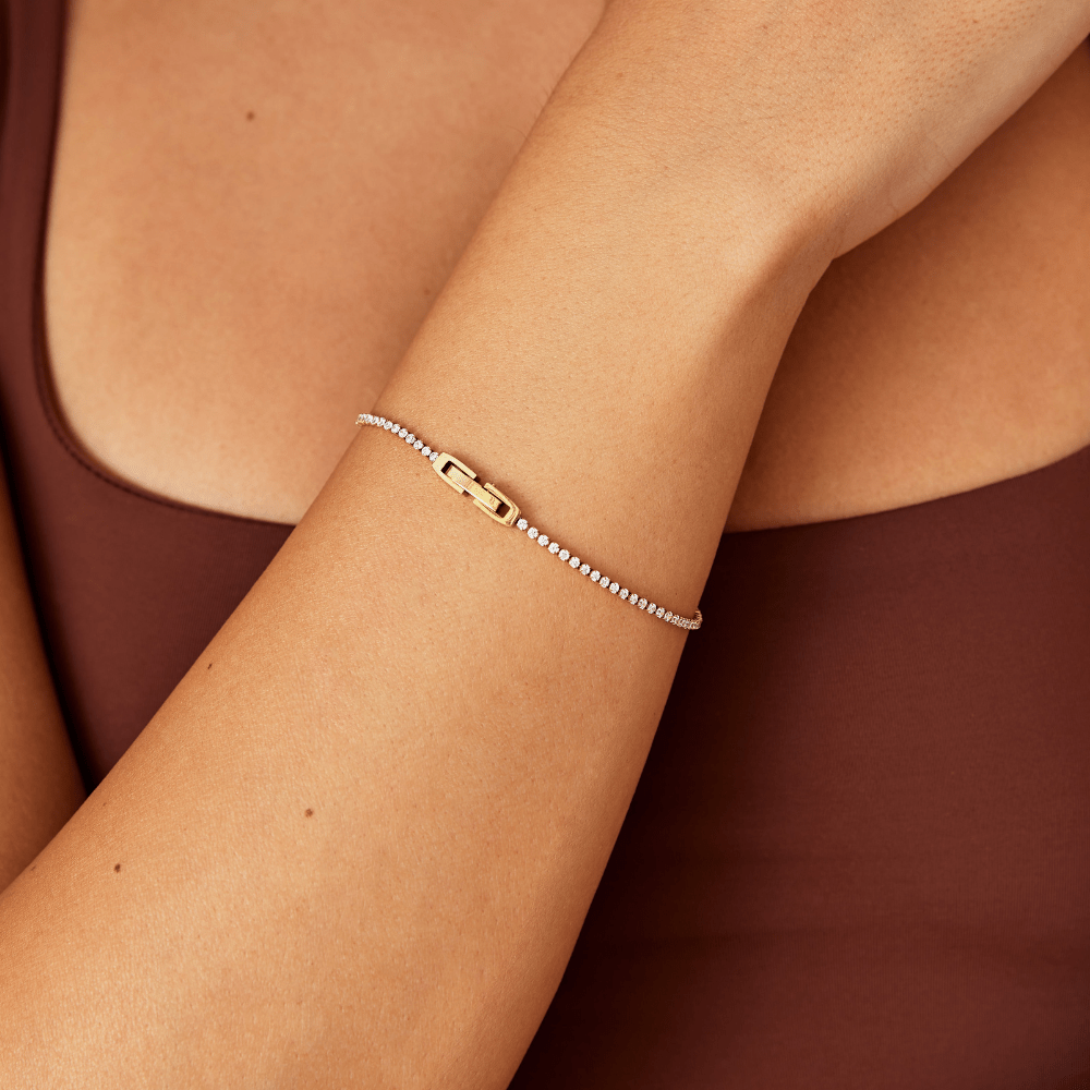 Pulseira Dourada Niyah com Cristais