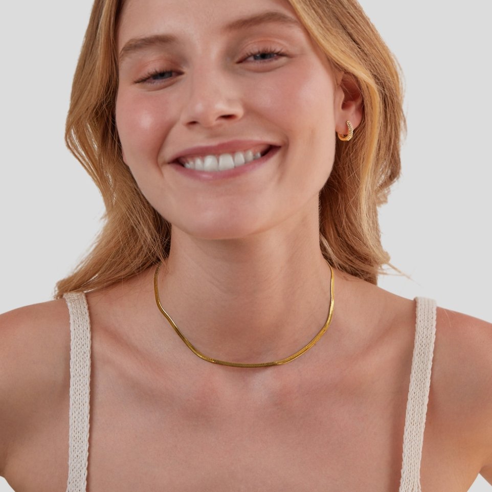 Colar Dourado com Corrente Cobra