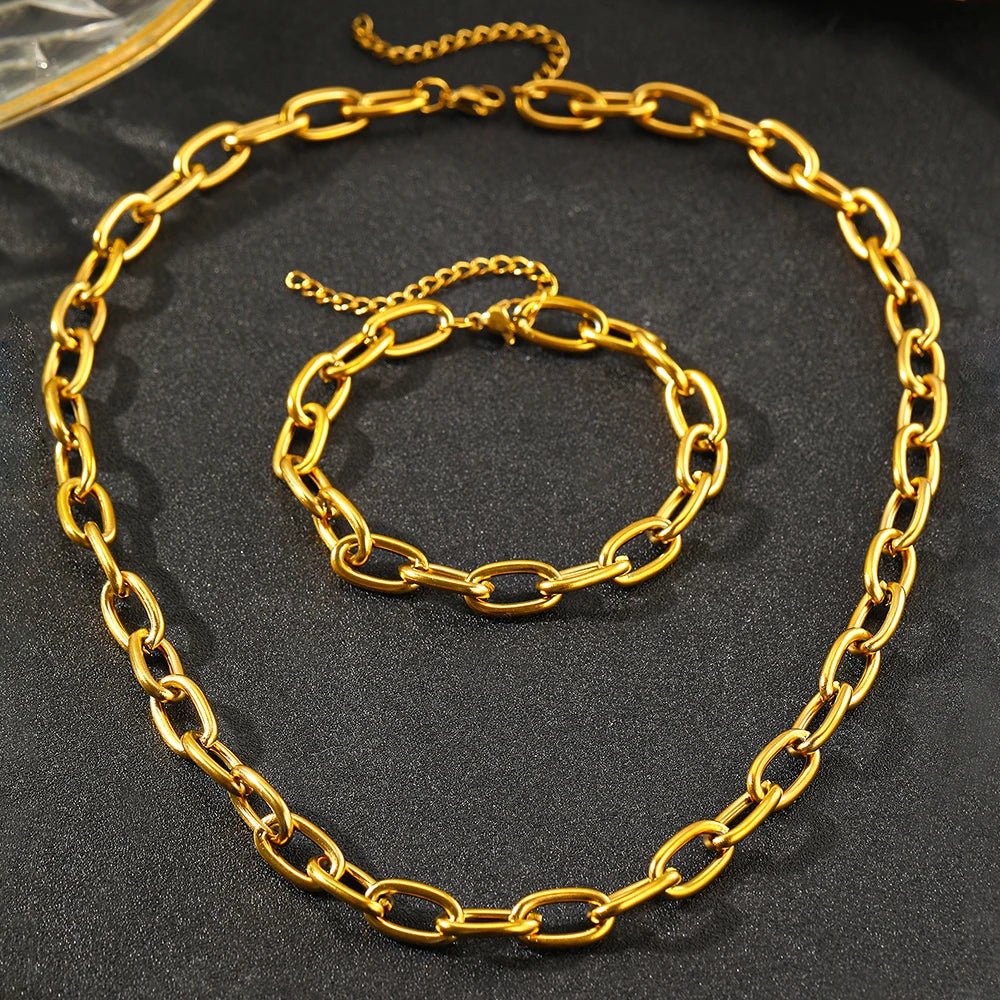 Conjunto de Colar e Pulseira Paperclip