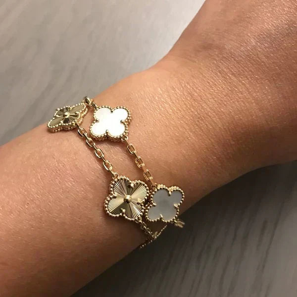CONJUNTO DE 6 PULSEIRAS COM TREVO DE QUATRO FOLHAS