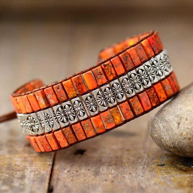 Pulseira Envolvente Boho com Lótus