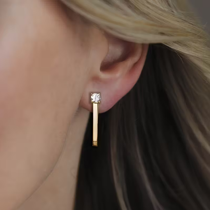 Brincos Dourados Elegantes com Cristais